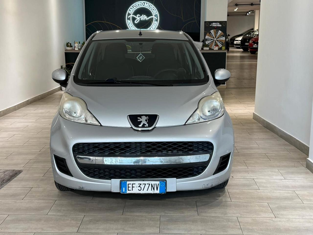 PEUGEOT 107 1.0 68 CV 5 PORTE ANNO 2010 OTTTIMA PER NEOPATENTATI