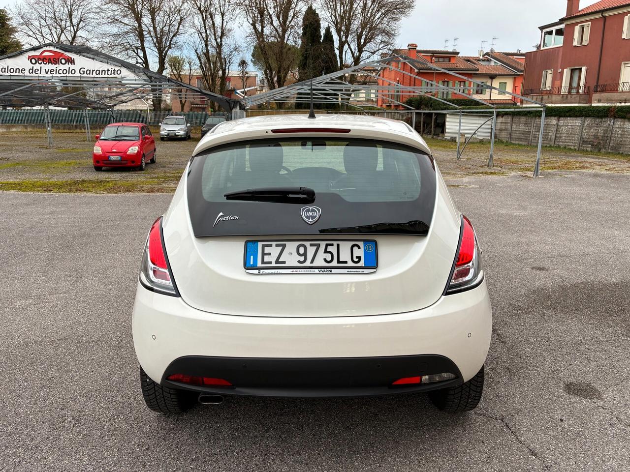 Lancia Ypsilon 1.2 69 CV GPL Ecochic Elefantino