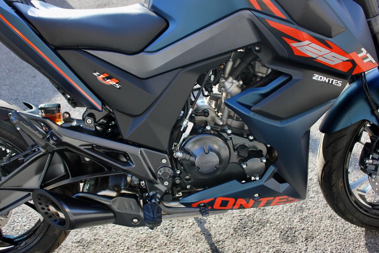 Zontes ZT 125 U SOLO 300KM FARI FULL LED DISPLAY TFT