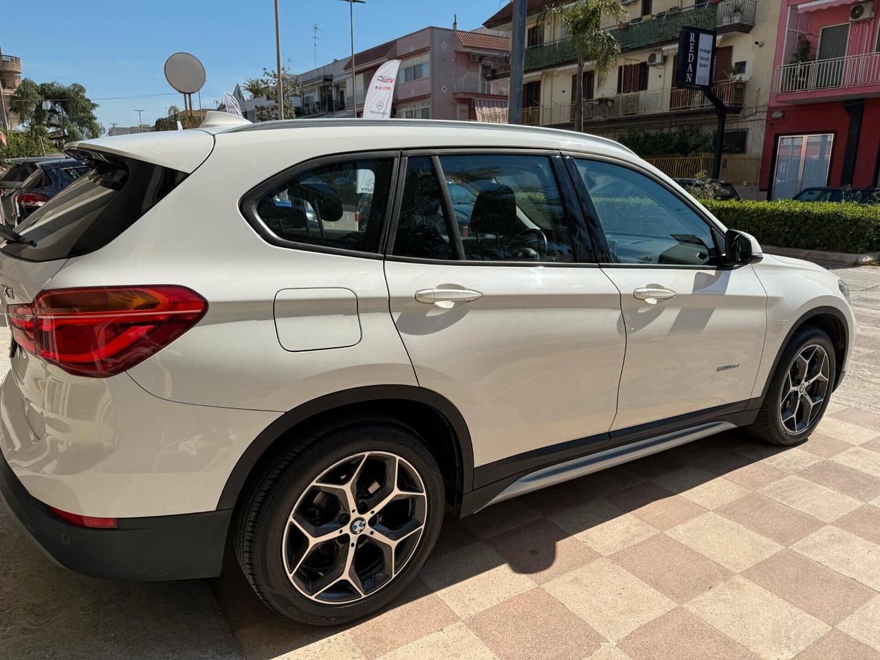 Bmw X1 sDrive18d xLine
