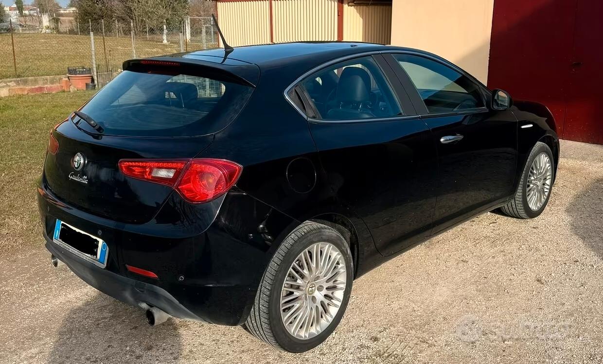 Alfa Romeo Giulietta 1.6 JTDm-2 105 CV Progression buone condizioni