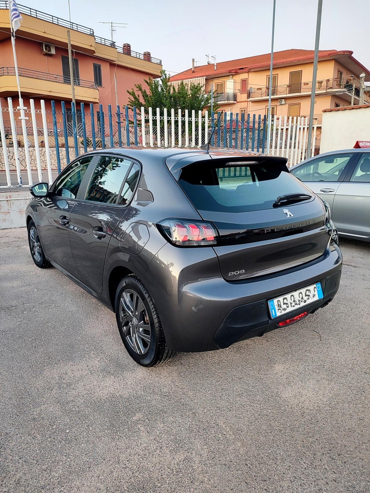 Peugeot 208 1.2 BZ 101CV Allure