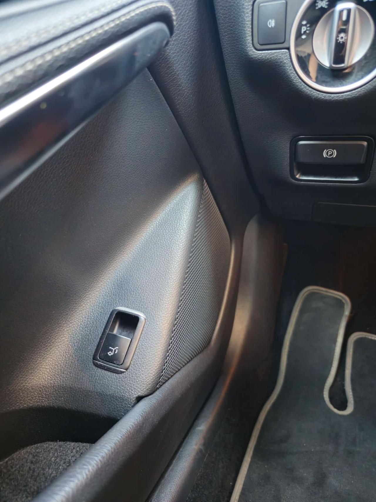 Mercedes-benz GLA 200 d Automatic 4Matic Premium