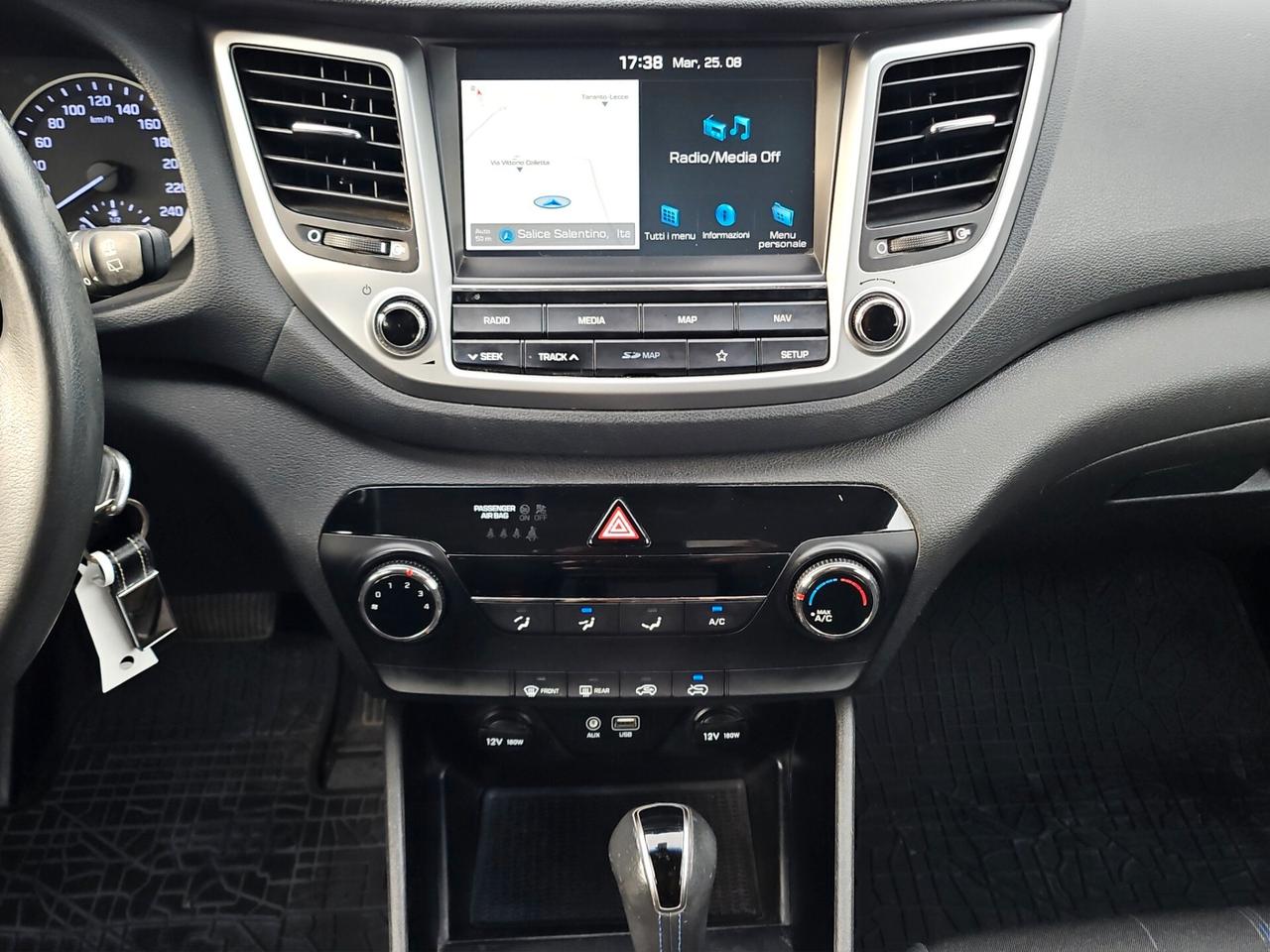 Hyundai Tucson 1.7 CRDi XPossible automatica XENON NAVI CERCHIO 17*