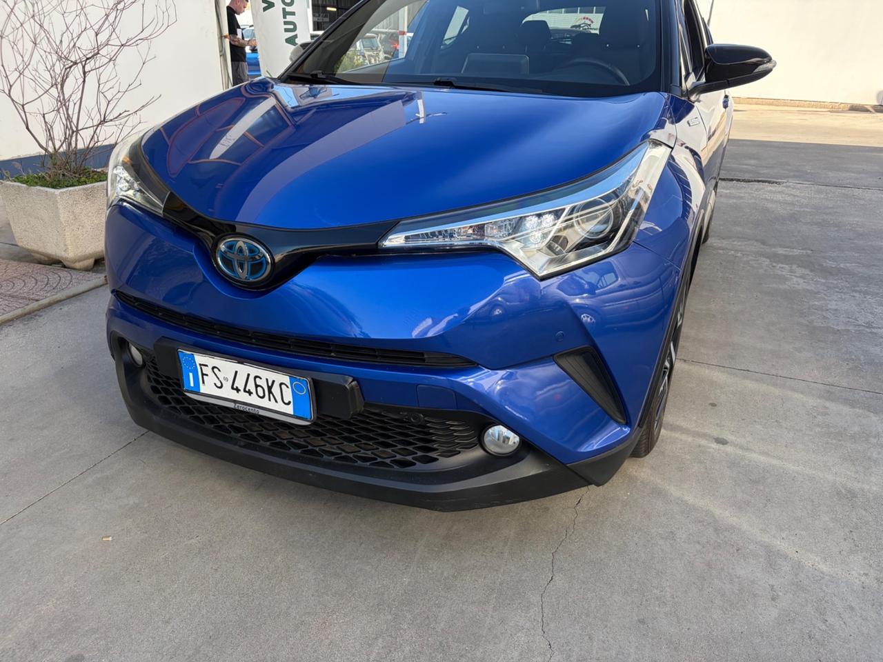 Toyota C-HR 1.8 Hybrid E-CVT Lounge