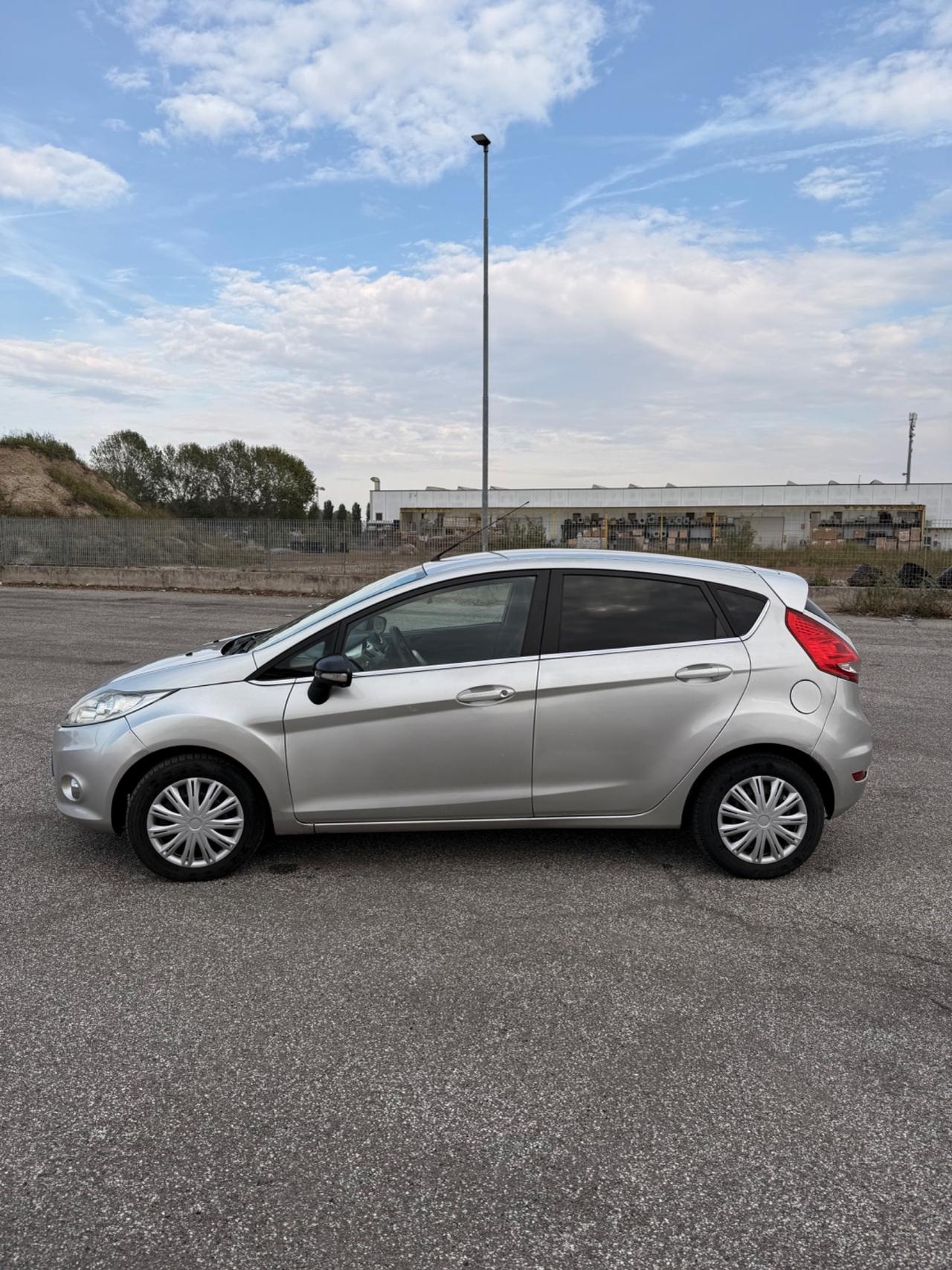 Ford Fiesta 1.2 82 CV 5 porte Titanium