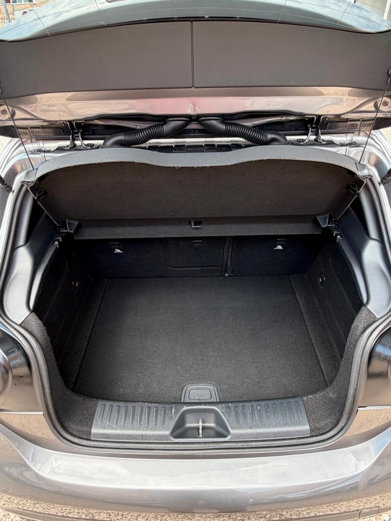 Mercedes-benz A 220 d Automatic Premium