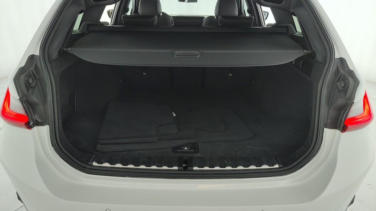 BMW Serie 3 G21 2022 Touring - 320d Touring mhev 48V xdrive MSport Pro auto