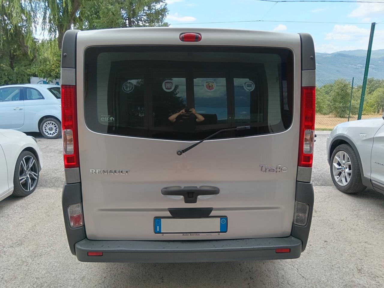 Renault Trafic 2.0 DCI 115CV 6 POSTI COMBI