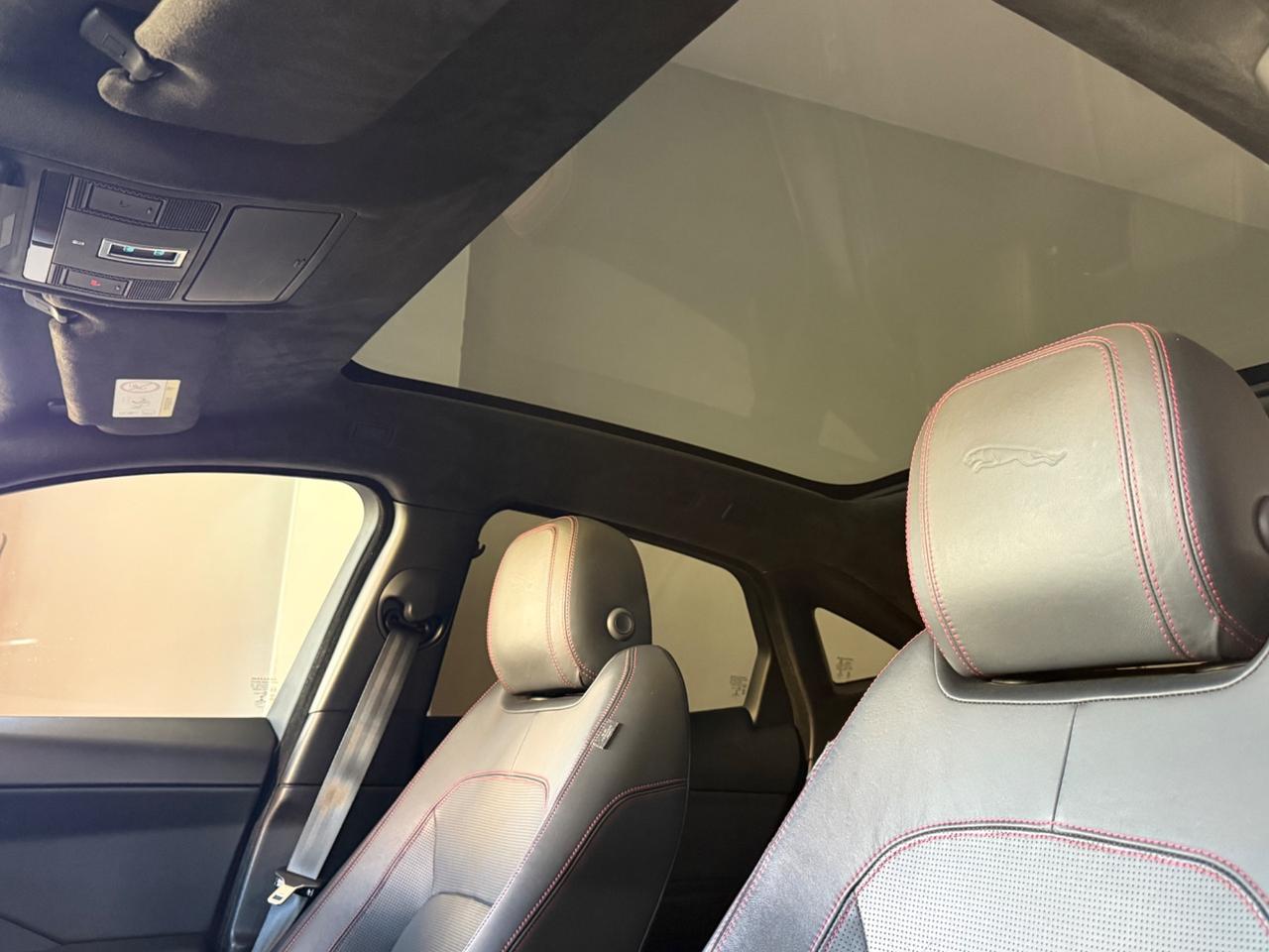 Jaguar E-Pace 2.0D 180 CV AWD aut. R-Dynamic SE FIRST EDITION