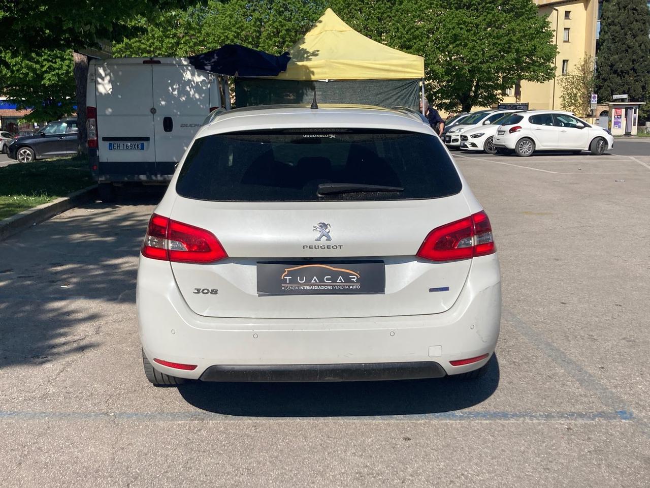 Peugeot 308 1.6 blue HDI 120 #10497