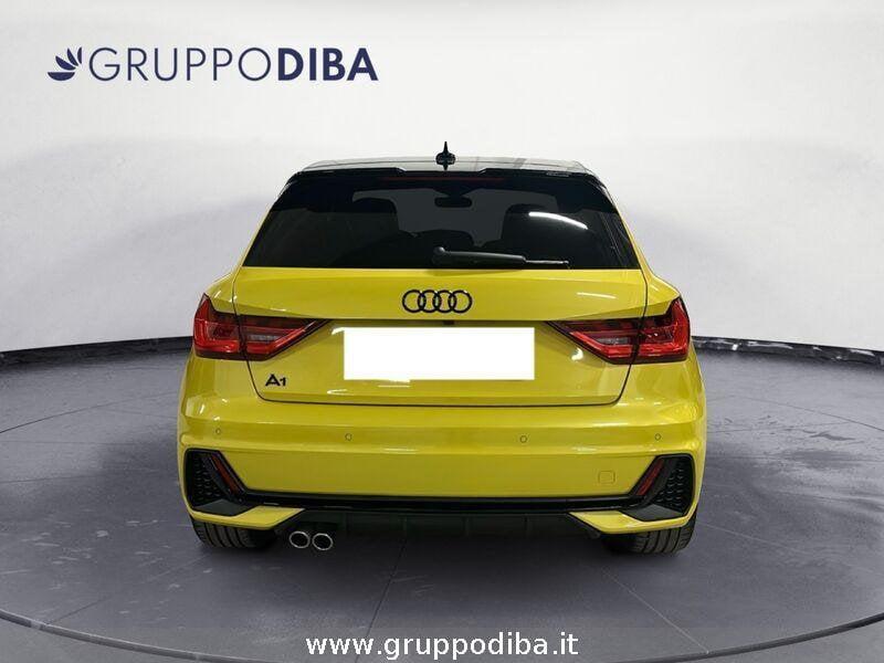 Audi A1 II 2019 Sportback Benzina Sportback 40 2.0 tfsi Identity Black 207cv s-tr