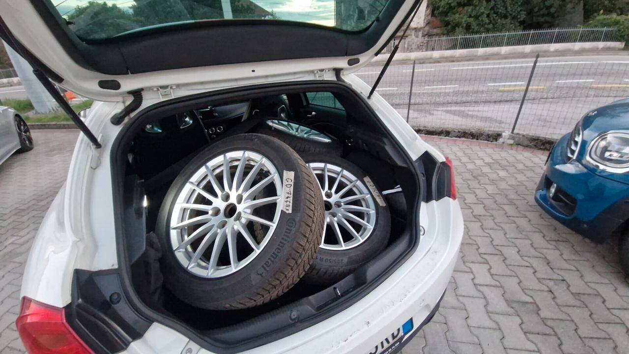 Audi A5 40 2.0 TDI 4x4 S tronic S-line edition