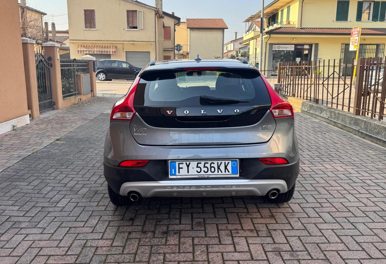 Volvo V40 Cross Country D2 Business Plus