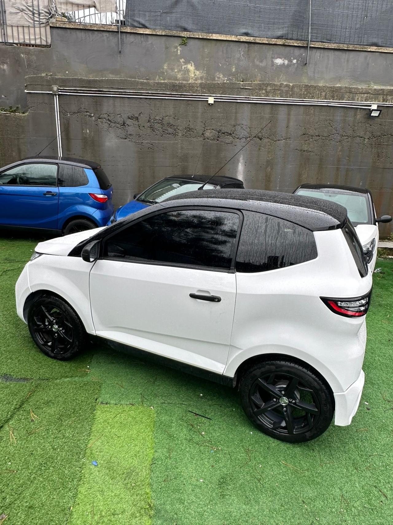 Aixam Ambition sport 2024 7000 km white