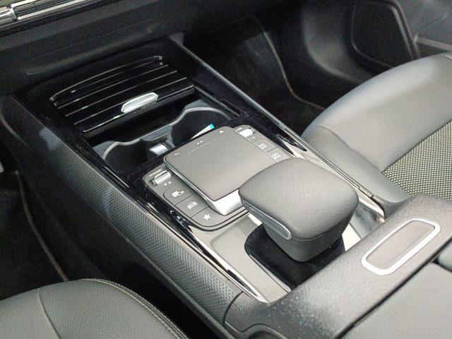 MERCEDES-BENZ GLA 200 d Automatic Business Extra