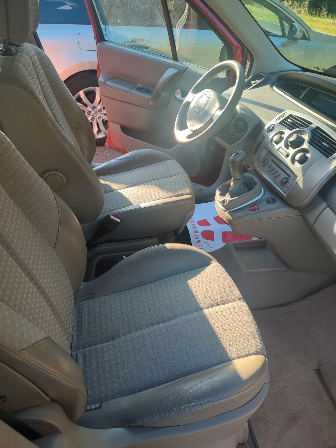 RENAULT SCENIC 1.6BENZINA POCHI KM LEGGERE