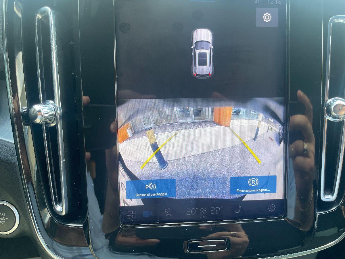 VOLVO - XC40 - B3 automatico Core