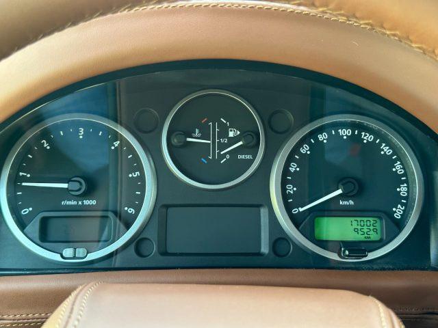 LAND ROVER Defender 90 2.2 TD4 Station Wagon SE NEOPATENTATI