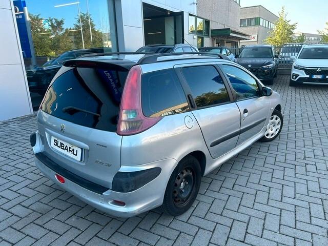 Peugeot 206 1.4 SW Sweet Years