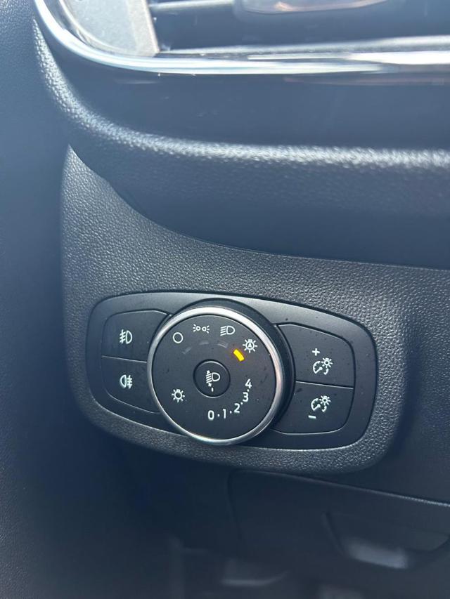 FORD Fiesta 1.1 85 CV 5 porte Titanium NEO PATENTATO