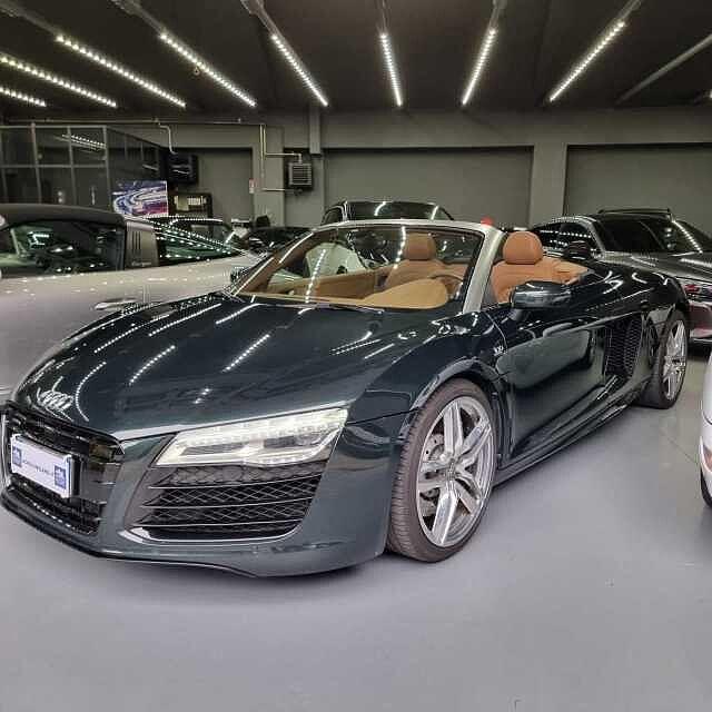 Audi R8 SPYDER 5.2 FSI quattro S tronic