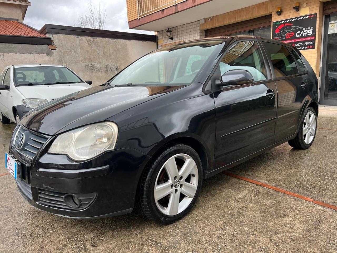 Volkswagen Polo 1.4/80CV TDI 5p. Sportline