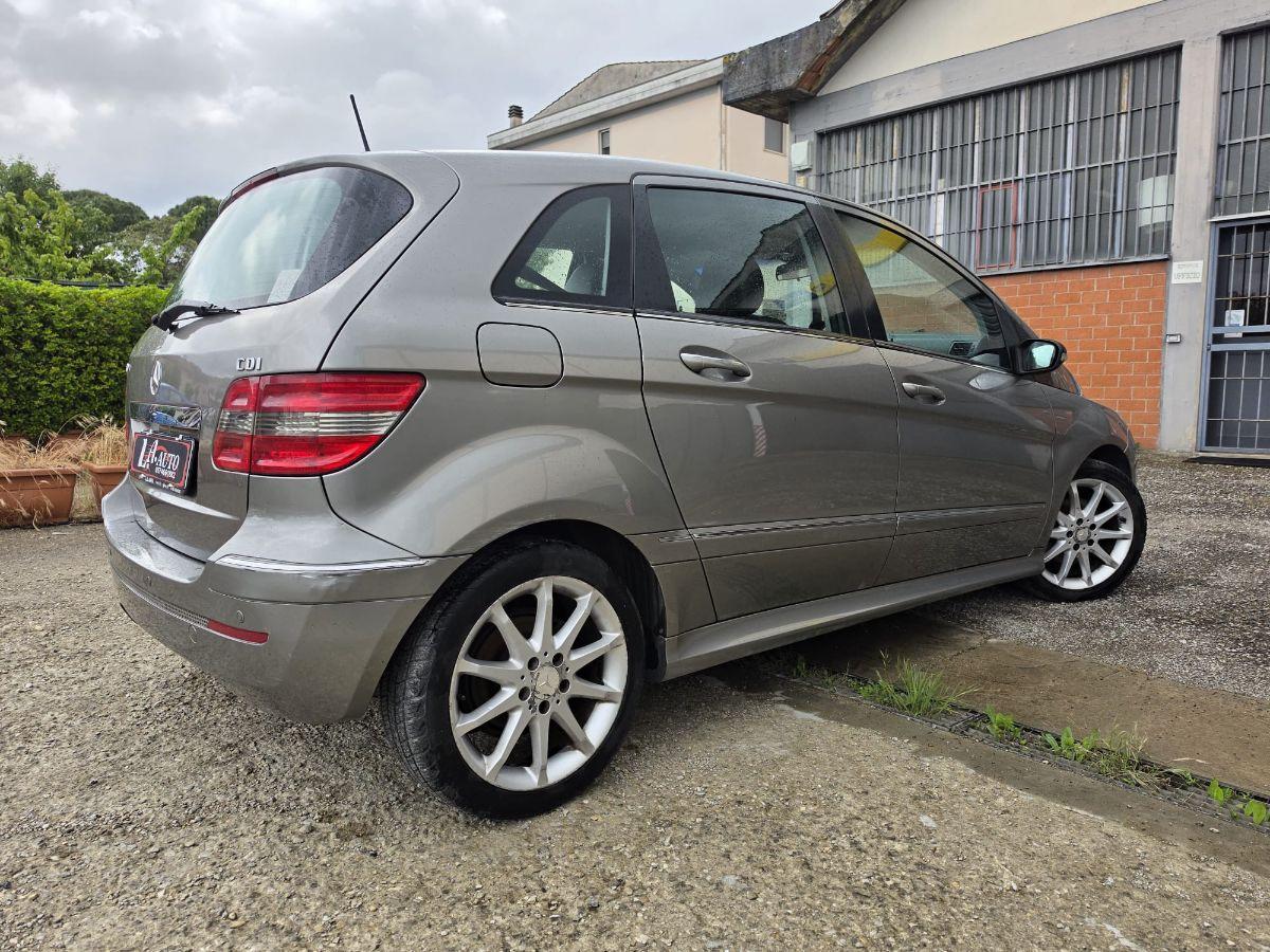 MERCEDES - Classe B - 180 CDI Sport