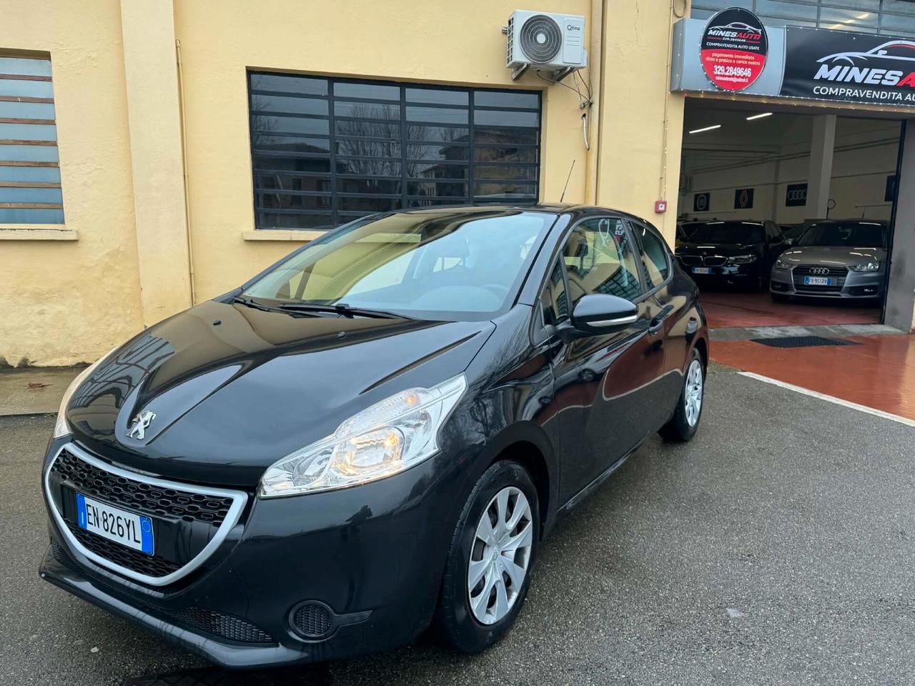 Peugeot 208 Anno 2012 1.2 Benzina 62.000 KM