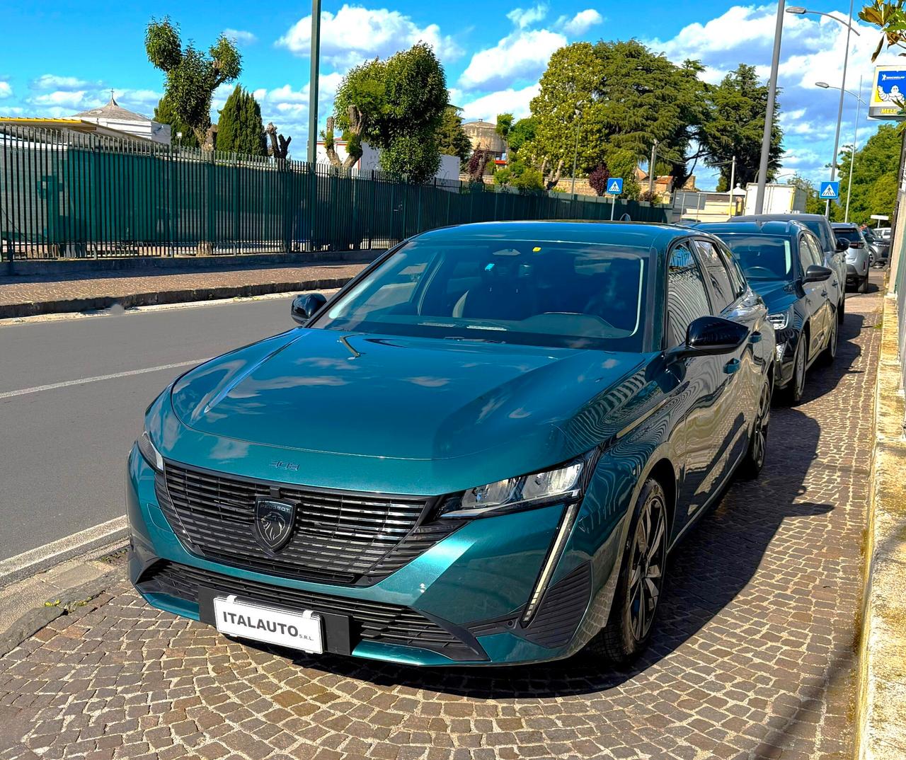 Peugeot 308 BlueHDi 130 S&S EAT8 SW Allure