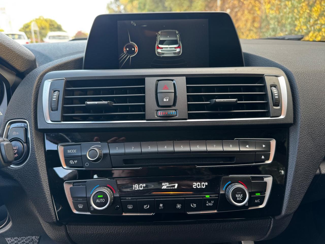 Bmw 118 118d 5p. Advantage