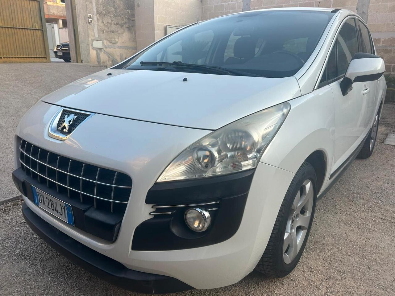 Peugeot 3008 1.6 HDi 110CV Aut.