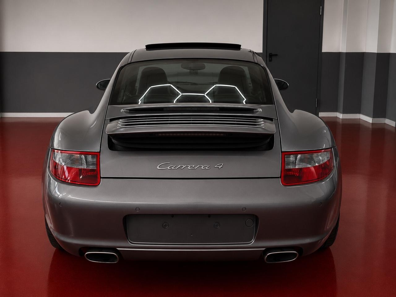 Porsche 911 Carrera 4 Coupé