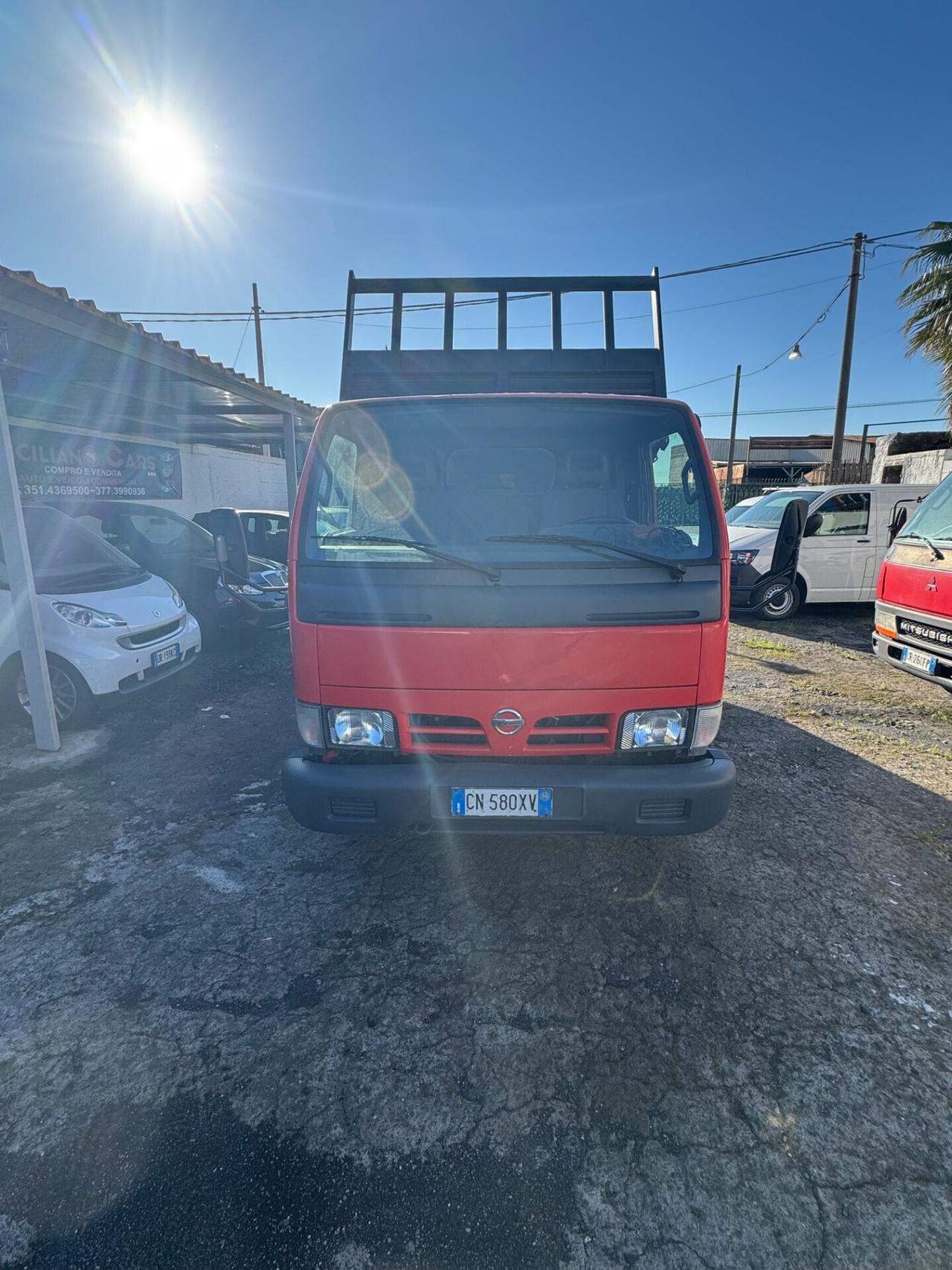 Nissan Cabstar 35.13 3.0 Tdi RIBALTABILE TRILATERALE