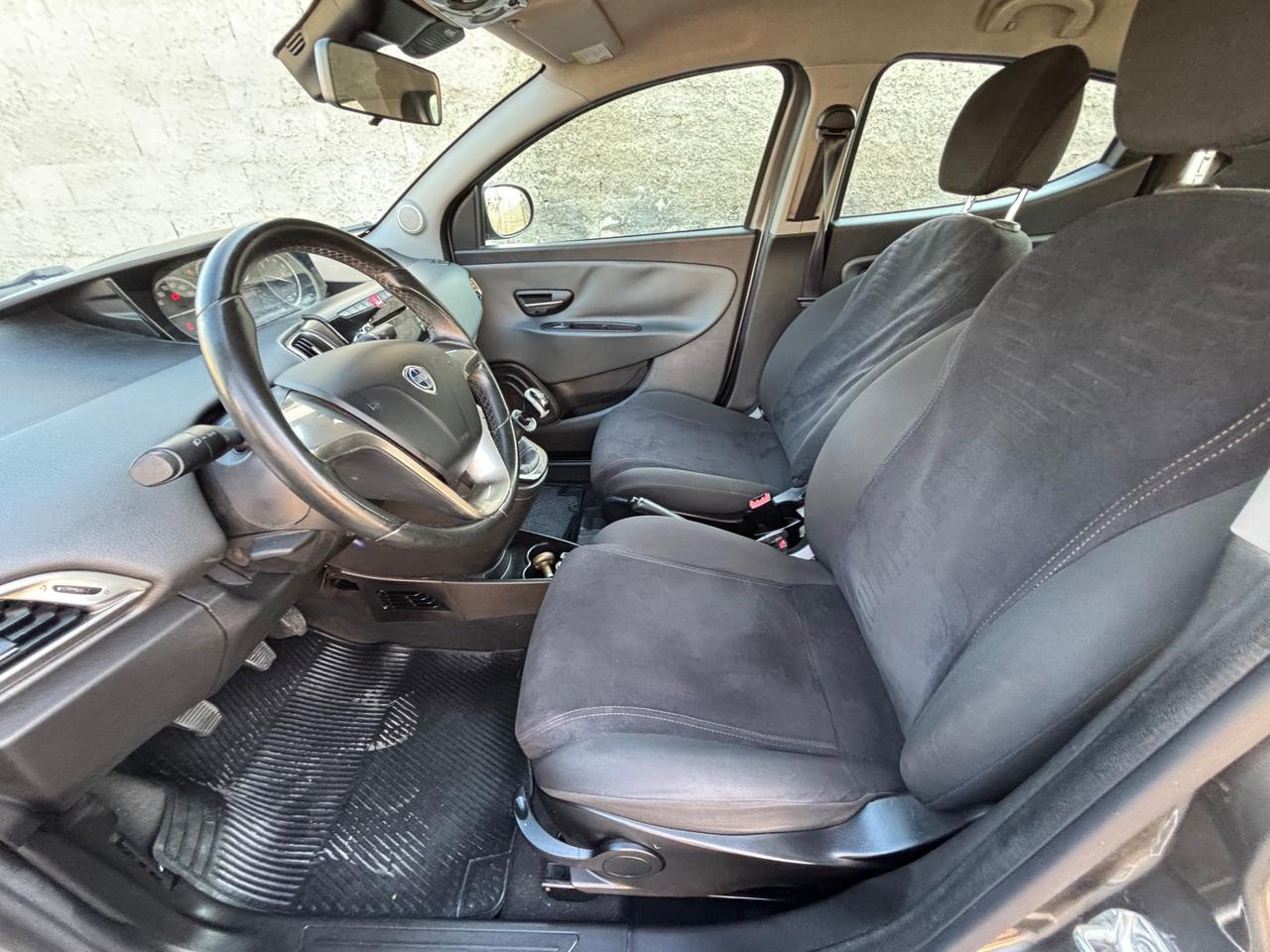 LANCIA YPSILON 1.2 GPL SCADUTO CARROZZERIA DA RIVEDERE