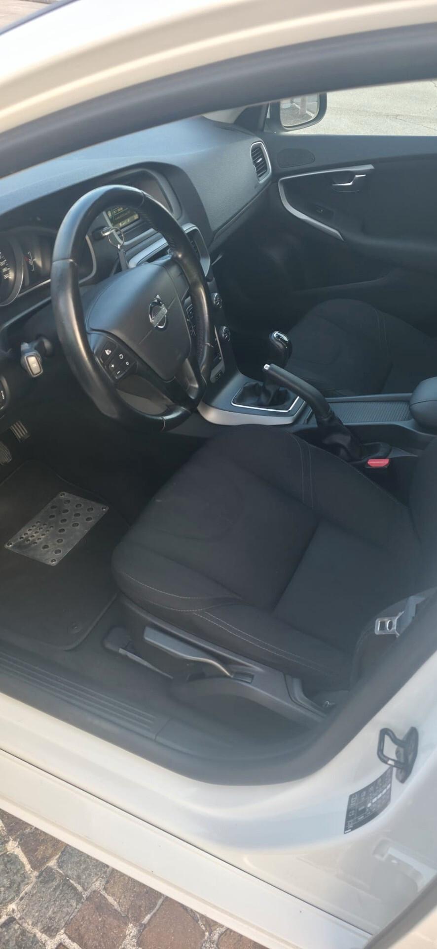 Volvo V40 D4 Summum