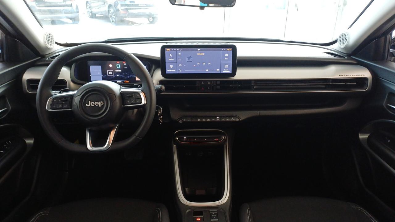 Jeep Avenger 1.2 Turbo 100 CV MHEV Summit