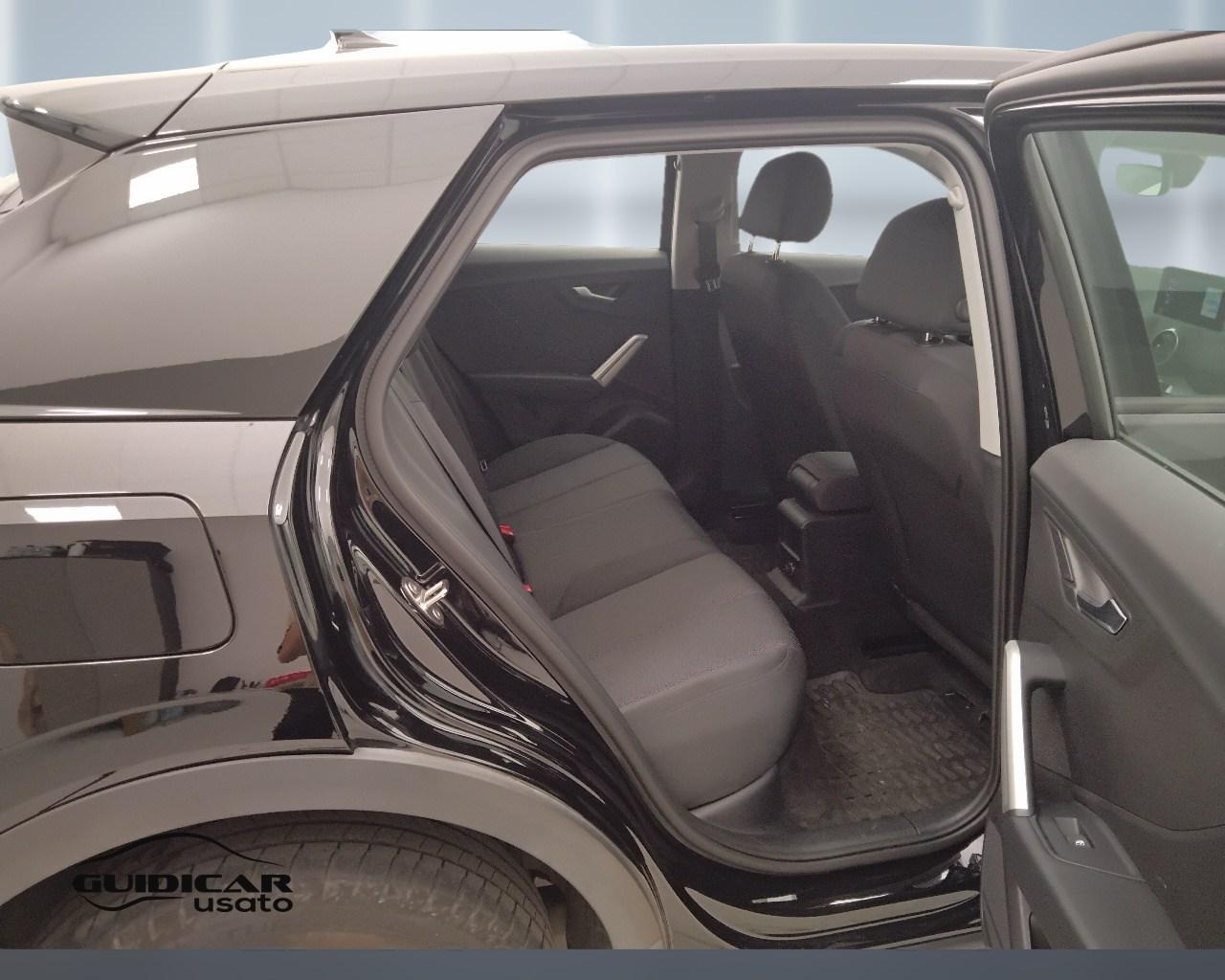 AUDI Q2 I 2021 - Q2 30 2.0 tdi Business