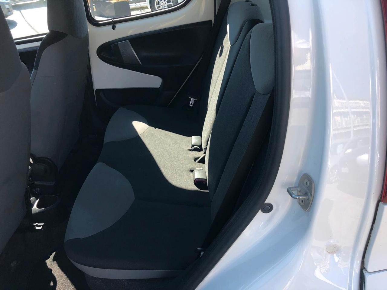 Peugeot 107 1.0 68CV 5p. SUPERGA UNICO PROPRIETARIO GARANZIA EUROPEA CONFORMGEST X 12 MESI RINNOVABILE FINO A 36 MESI!!!