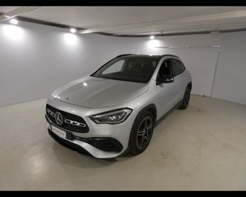 Mercedes-Benz GLA (H247) - GLA 200 d Automatic Premium