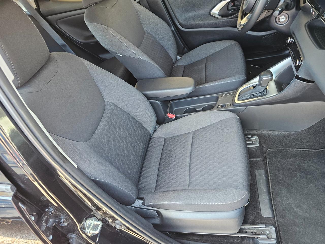 Toyota Yaris 1.5 Hybrid 5 porte Business