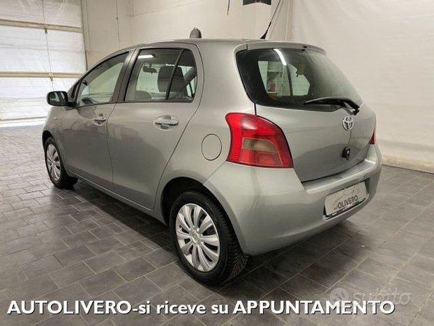 TOYOTA Yaris 1.0 5 porte Sol 69cv-UNIPRO