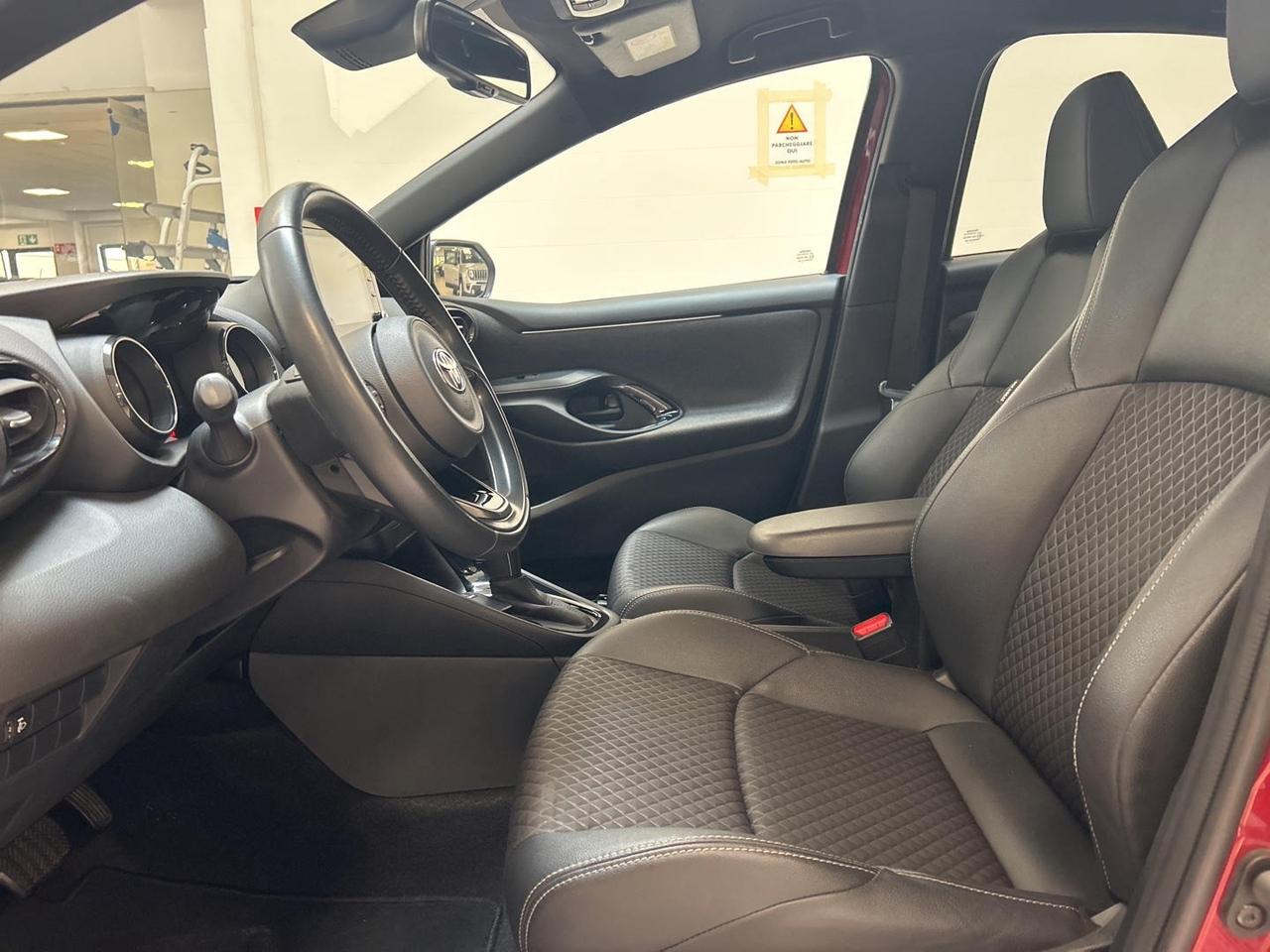 Toyota Yaris 1.5h Style