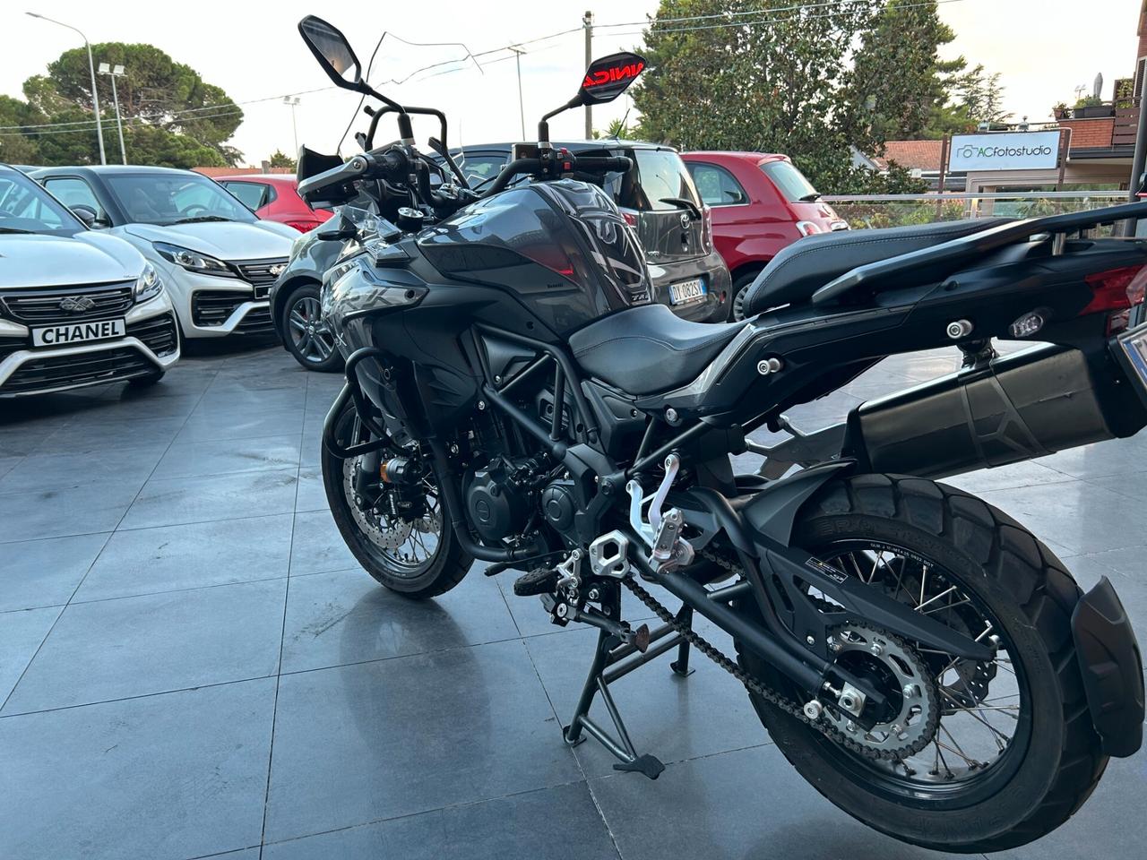 Benelli TRK 502