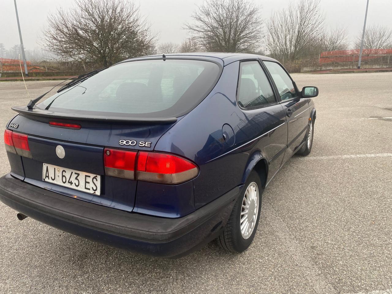 Saab 900 2.0i 16V cat 3 porte SE