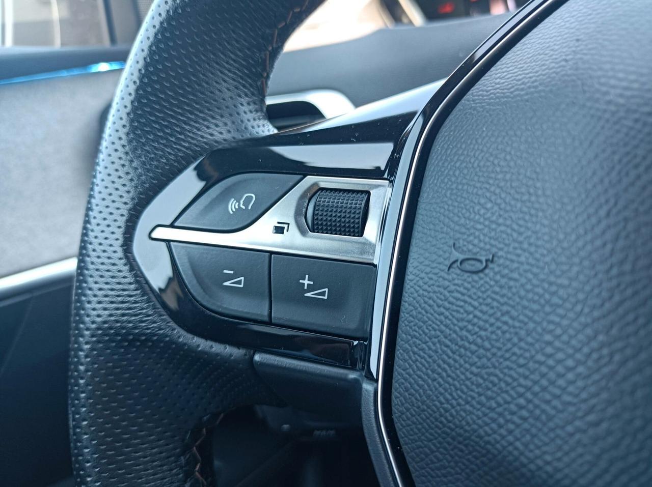 Peugeot 3008 BlueHDi 130 S&S EAT8 GT