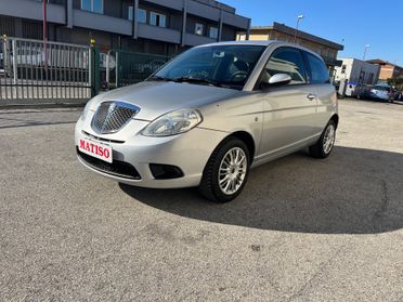 Lancia Ypsilon 1.2 Argento