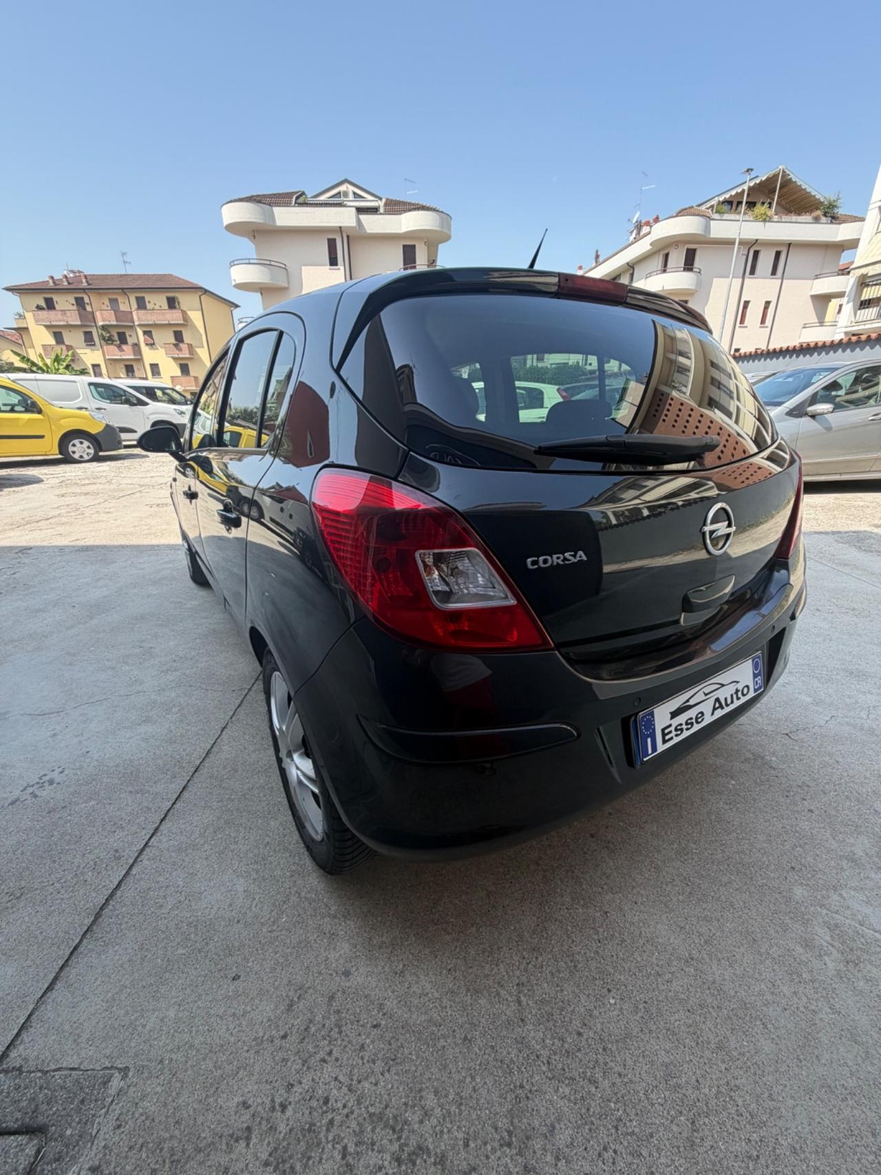 Opel Corsa 1.2 85CV 5 porte GPL-TECH Club