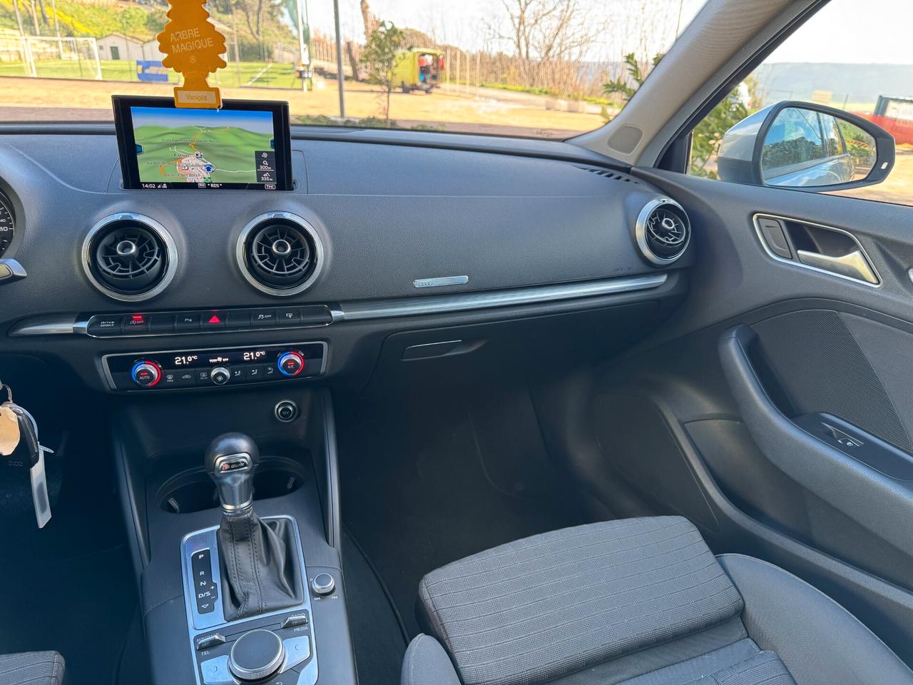 Audi A3 SPB 1.6 TDI S tronic Sport