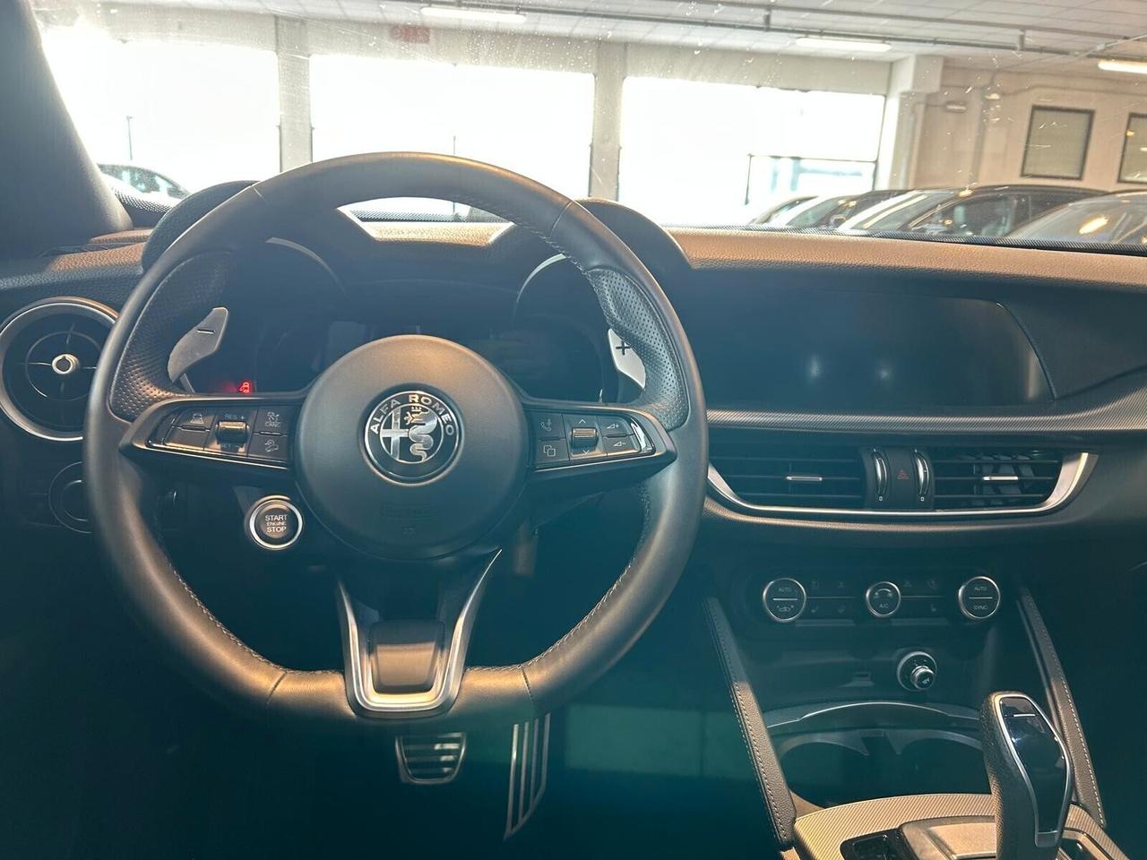 Alfa Romeo Stelvio VELOCE 2.2 Turbodiesel AT8 Q4 SPOTICAR